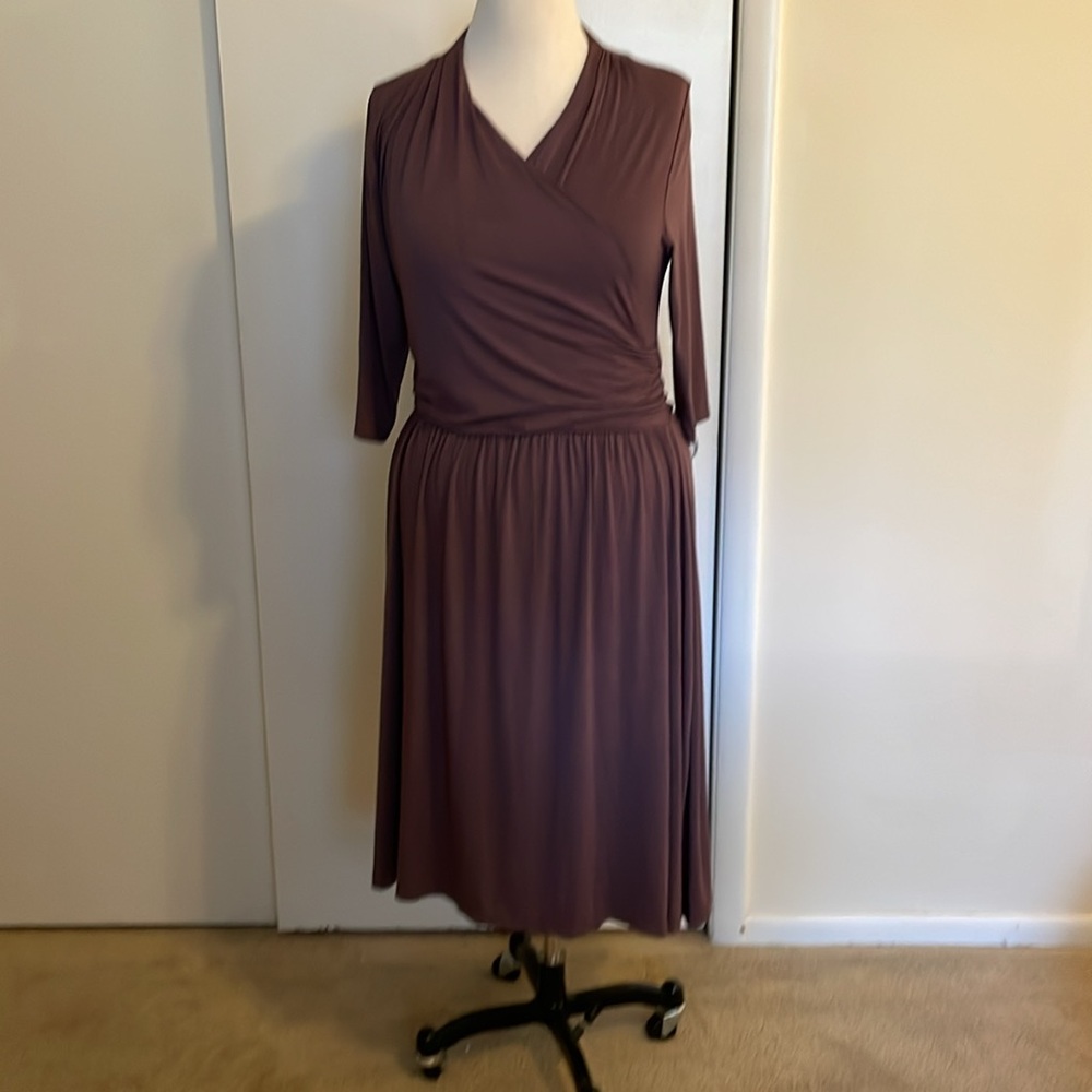 KIYONNA- Purple 3/4 Sleeve Dress. Plus Size 2. V- Neck Faux wrap dress. EUC.